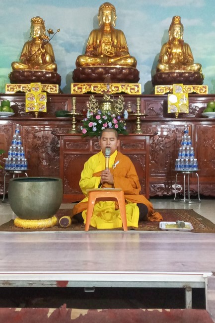 The 12th retreat “Practice as the Buddha's Teachings” at Dong Cao Pagoda